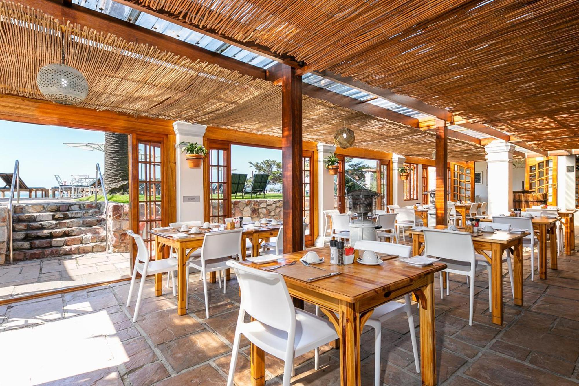 Harbour House Hotel - Harbour Square Херманус Екстериор снимка